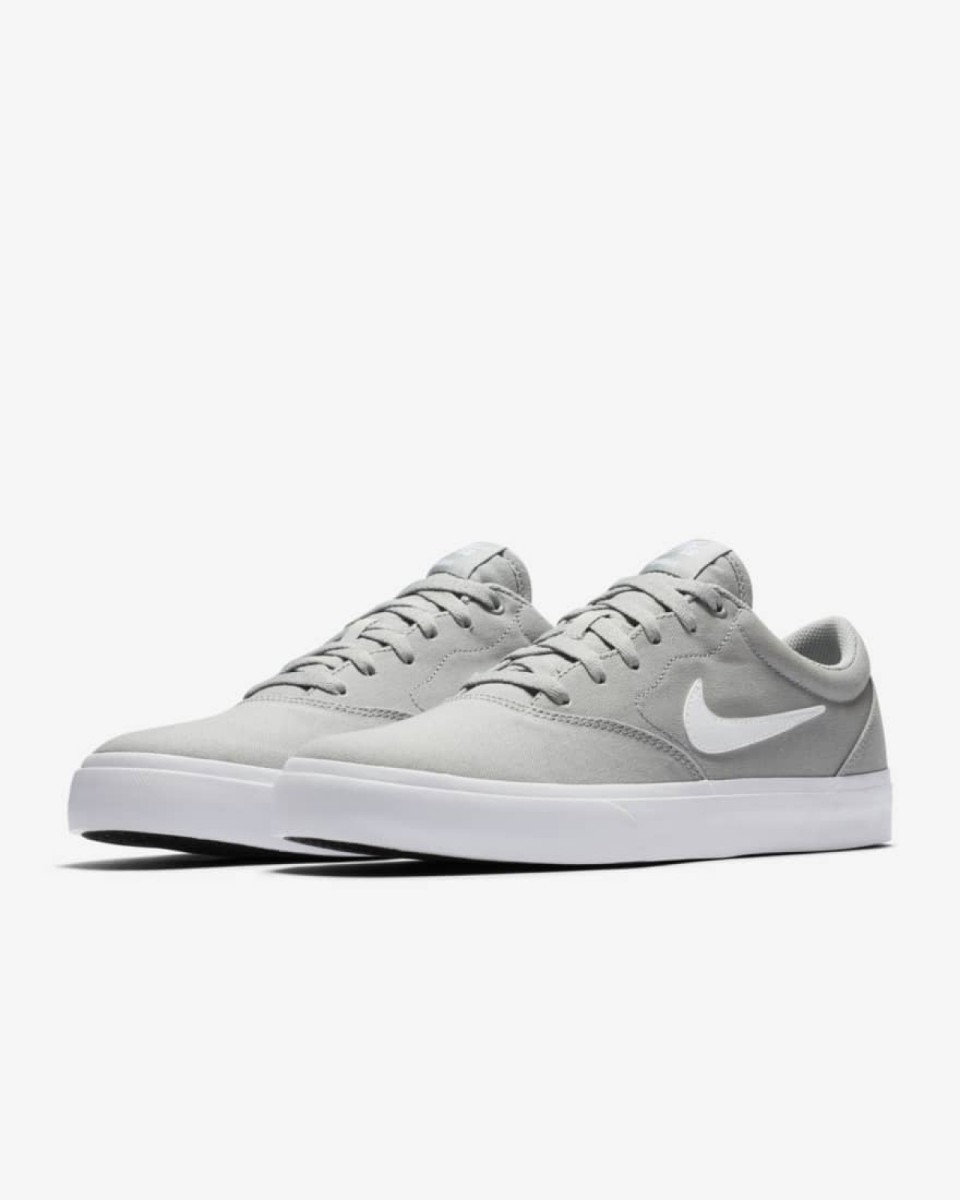 Nike SB Charge Canvas Wolf Grey / White The Nike SB Charge Canvas pairs ...