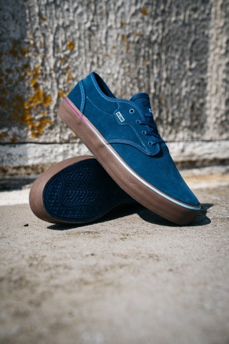 Globe motley skate shoes online